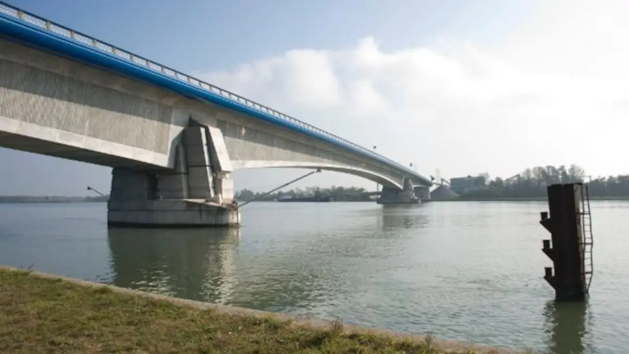 resimler-haber/Pflimlin_Köprüsü.webp