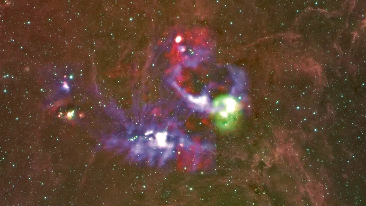 resimler-haber/cygnus-x-sophia-upgreat-ionized-cabon-data-overlaid-800w.webp